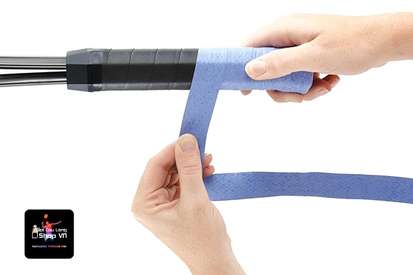 Hướng dẫn quấn cán vợt cầu lông