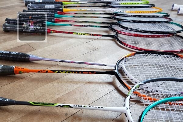 Chọn vợt cầu lông phòng thủ phản công