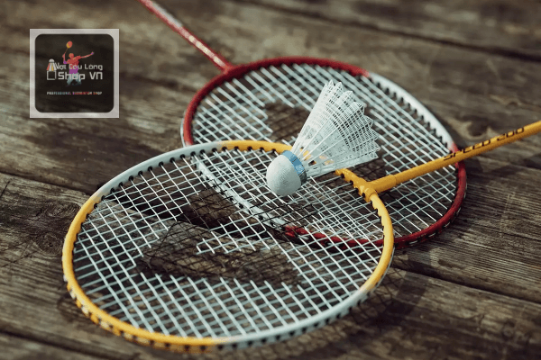 Làm cách nào kiể tra vợt cầu lông chính hãng
