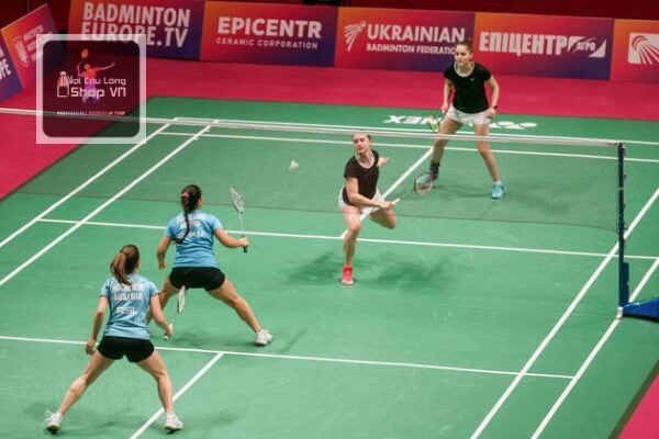 luật chơi cầu lông đôi