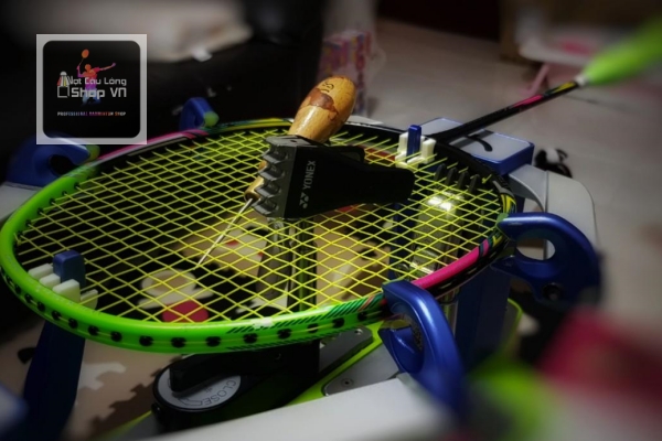 đan vợt cầu lông