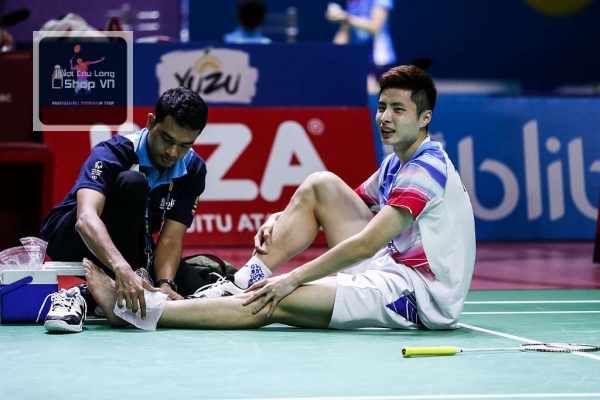 Chấn thương cổ chân khi chơi cầu lông