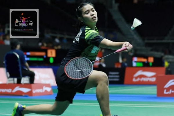 đánh cầu thấp tay như thế nào