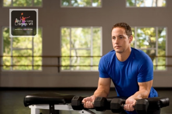 luyện tập cổ tay cầu lông