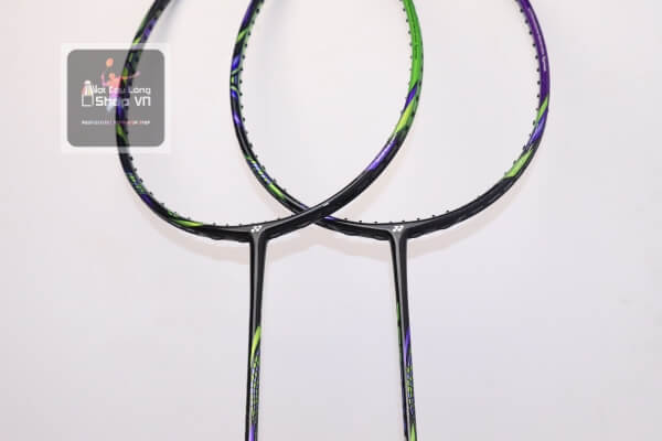 vợt lining hay yonex tốt hơn