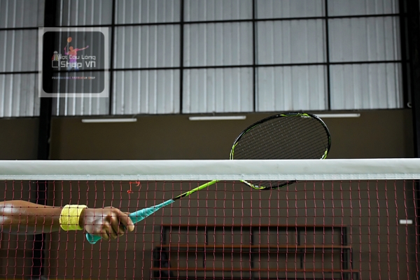 Cách dùng kỹ thuật chém cầu lông