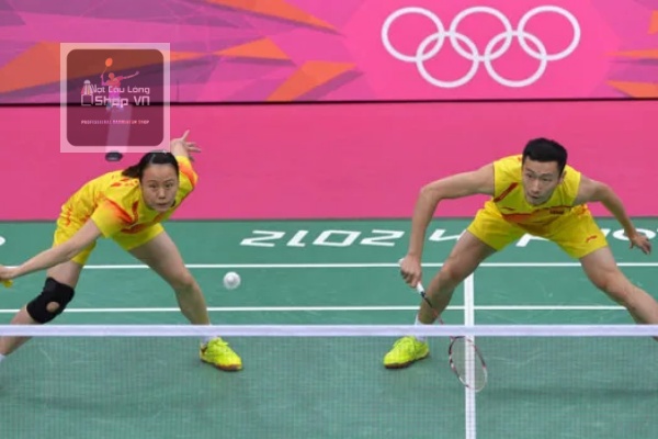 Zhang Nan thường dùng dòng vợt Lining Turbo Charging