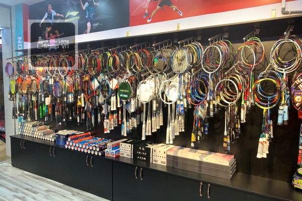 chơi cầu lông cần gì