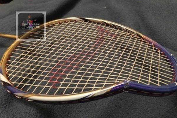 Nên xử lý thế nào khi vợt cầu lông bị gãy