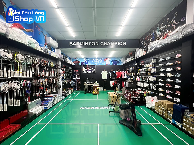 Một shop vợt cầu lông chuẩn là có nhiều sản phẩm đa dạng