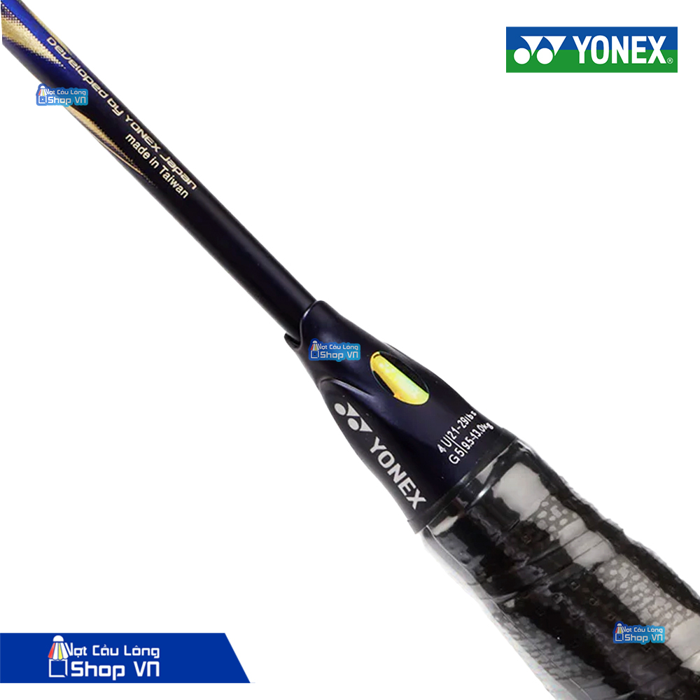 vot-cau-long-yonex-astrox-sv Cán vợt chắc chắn, công nghệ cho phép độ đàn hồi cao